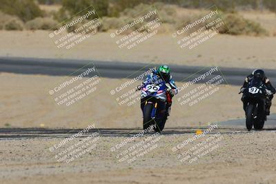 media/Mar-22-2025-CVMA (Sat) [[462c0ffedb]]/Race 12-Supersport Middleweight/